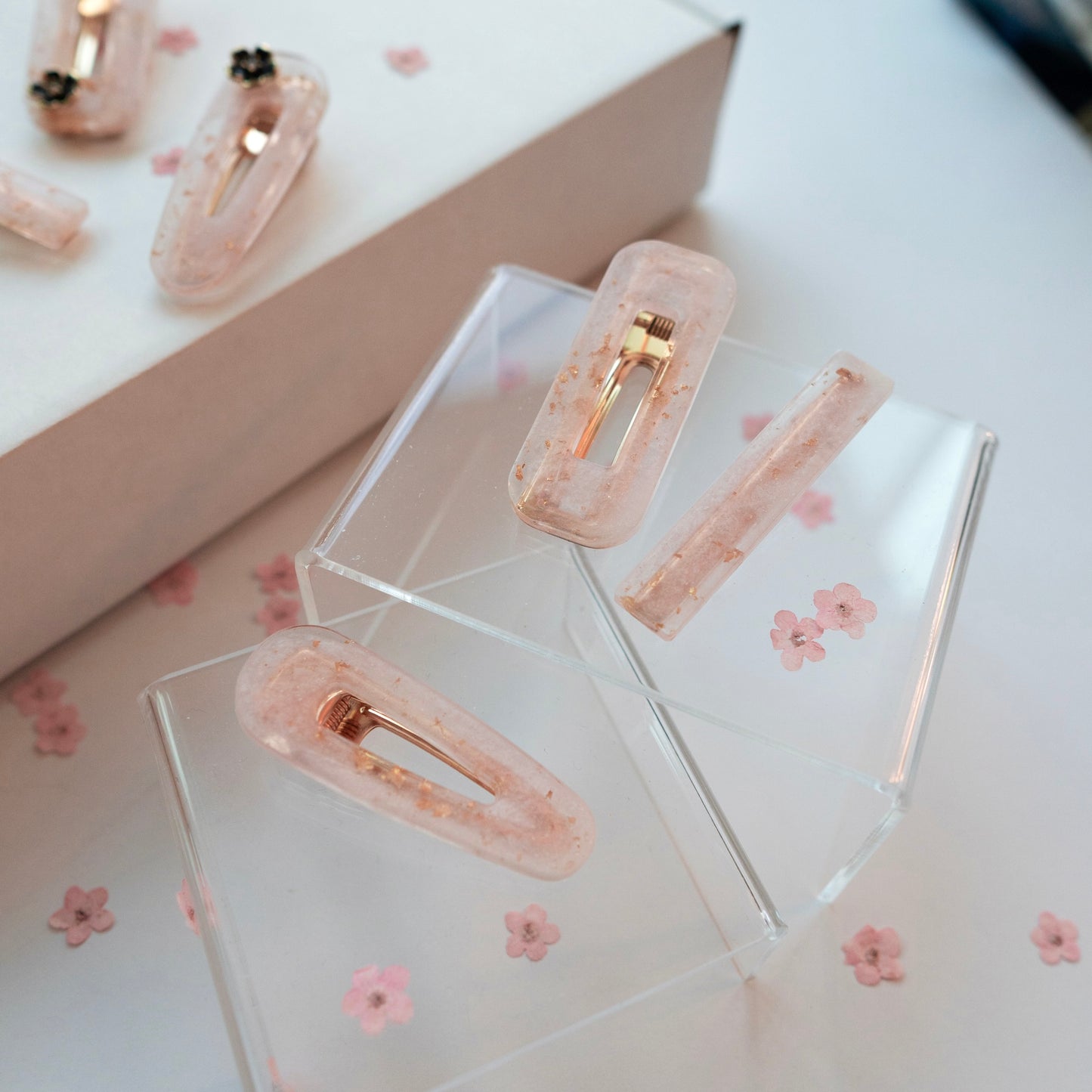 "Sakura" Marbled Clips